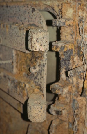 L 411A des FlaZuges Vester Halme, Mannlochverschlu� einer Panzert�r