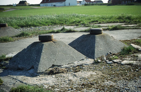 R 610 mit ordnungsgem�� geschalten Funkpyramiden