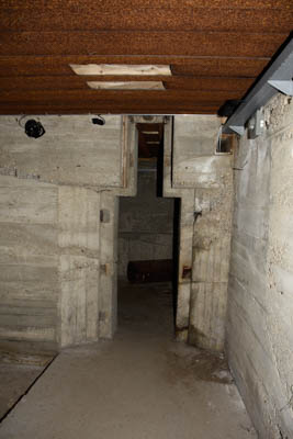 S 561: hier f�hrte die Laufkatze der Munitionsf�rderung hindurch