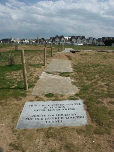 Die Laufgrabendecken dienen heute als Weg