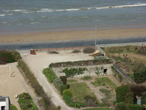 Nur verst�rkt feldm��ige Unterst�nde im OMAHA-Abschnitt