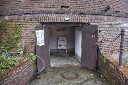 Eingang zum Souterrain