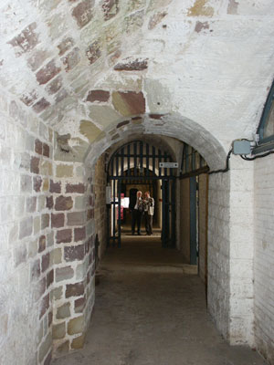 Gang bei den Unterkünften